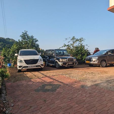 Daisey Dee Homestay Madikeri Kültér fotó